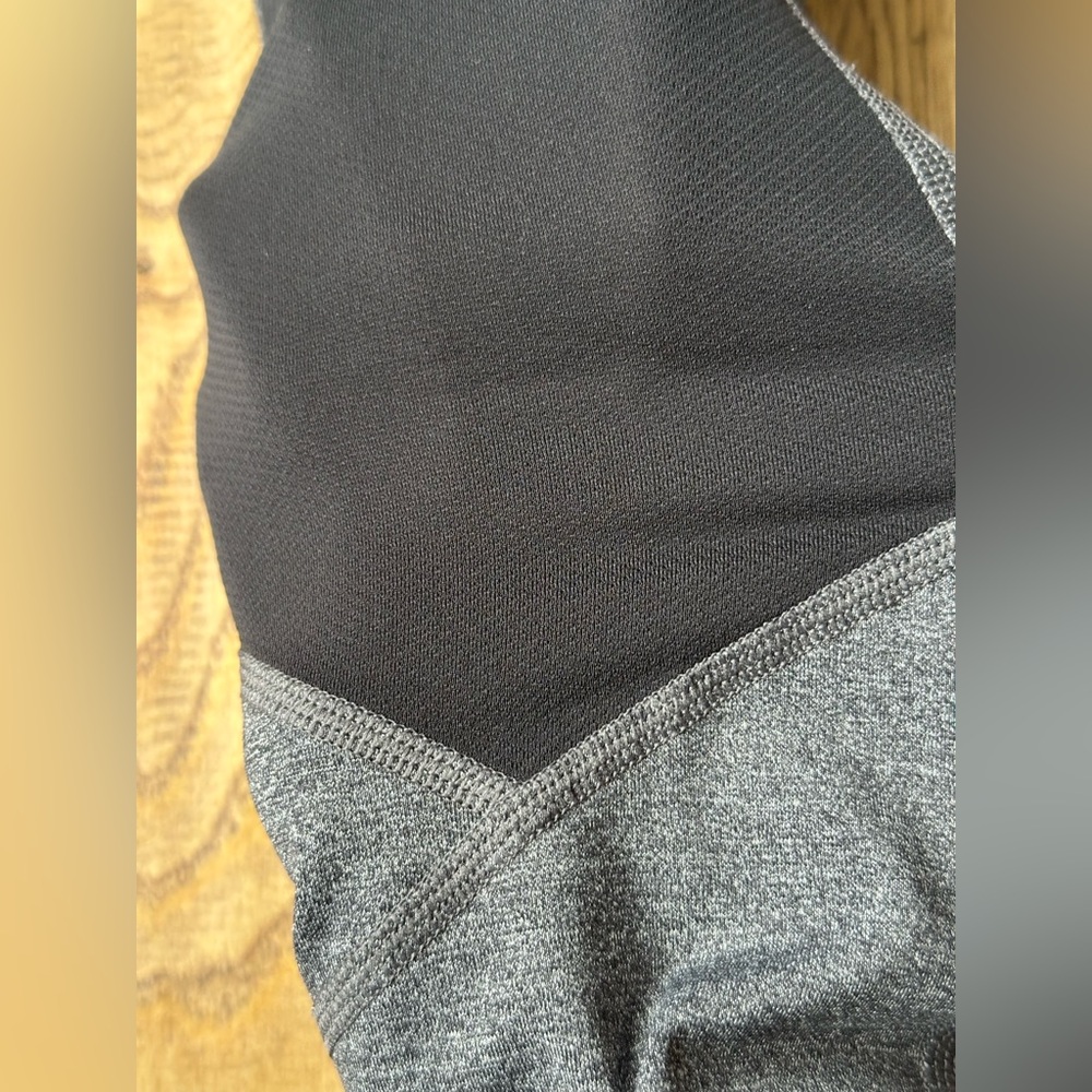 Lululemon Pace Rival Crop Size 2 - Picture 6 of 9